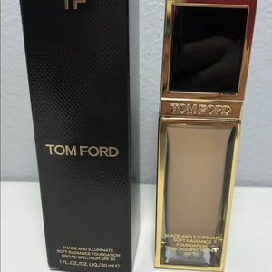 tom ford shade and illuminate foundation 5.6 Ivory Beige SPF50 Authentic